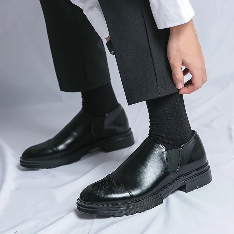 Zapatos de cuero negro auténtico